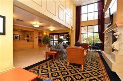 фото отеля Hampton Inn & Suites LangleySurrey