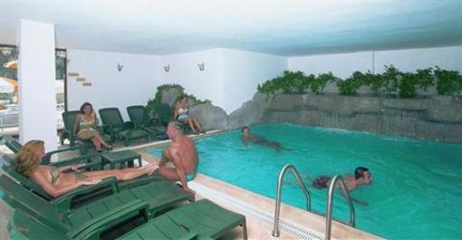 фото отеля Hera Beach Hotel