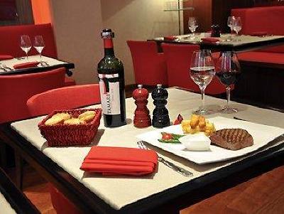 фото отеля Pullman Bucharest