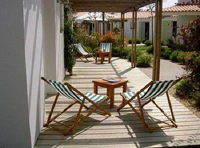 фото отеля Hotel La Villa Passagere Le Bois-Plage-en-Re