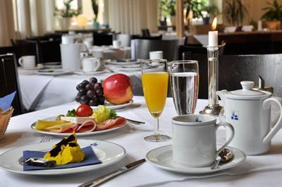 фото отеля Dom Hotel Augsburg