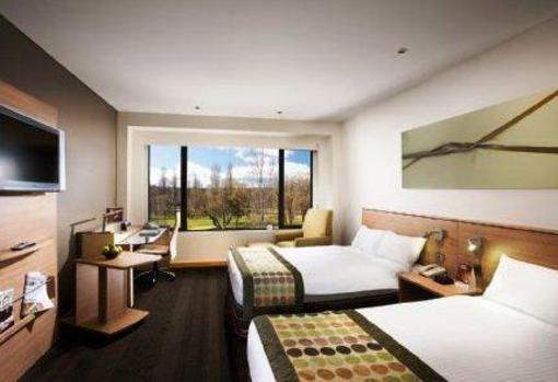 фото отеля Crowne Plaza Hotel Canberra