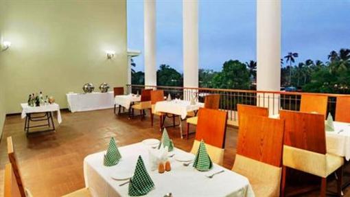 фото отеля The Golden Palms Hotel and Spa