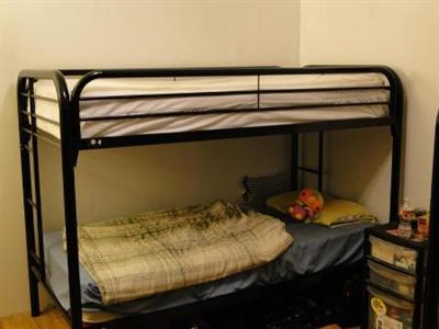 фото отеля Howard's Hostel-Hotel