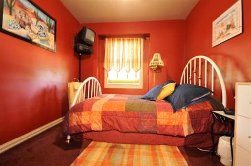 фото отеля Sugarbush Guest House B&B