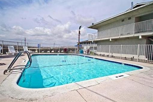 фото отеля Rodeway Inn Victorville