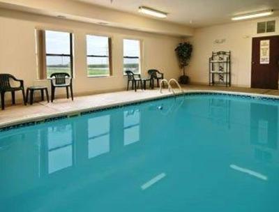 фото отеля Days Inn Davenport Walcott