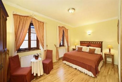 фото отеля Castle View Apartments