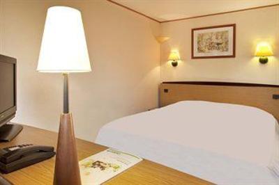 фото отеля Campanile Hotel Bergerac