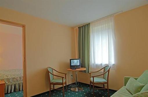 фото отеля Hotel Chojnik Jelenia Gora