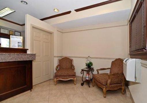 фото отеля Suburban Extended Stay Bartlett
