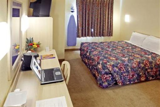 фото отеля Econo Lodge Meadville