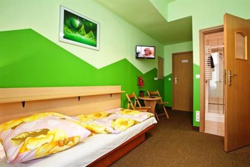 фото отеля Moon Hostel New