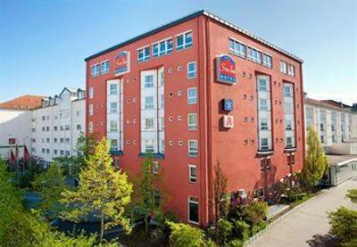 фото отеля Star Inn Hotel Regensburg