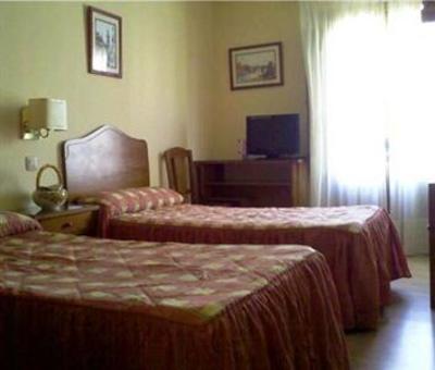 фото отеля Hostal Santo Tome