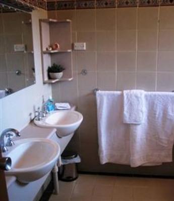 фото отеля Alice Station B&B