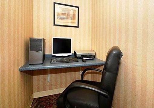 фото отеля Quality Inn Philadelphia Airport