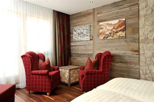 фото отеля Alpenhotel Ischgler Hof Ischgl