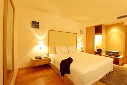 фото отеля Liberty Central Hotel