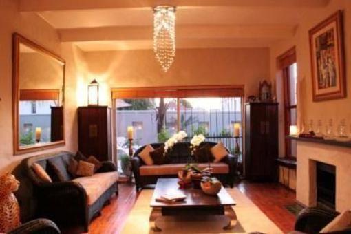 фото отеля Point B Guest House