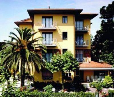 фото отеля Dei Tigli Hotel Camaiore