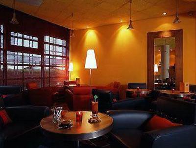 фото отеля Suite Novotel CDG Paris Nord 2