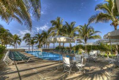 фото отеля Ocean Breeze Hotel Acapulco