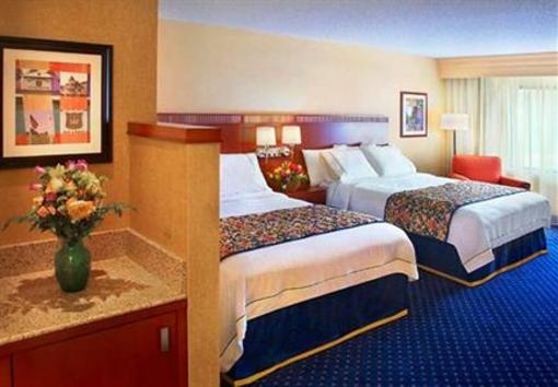 фото отеля Courtyard by Marriott Wall at Monmouth Shores Corporate Park
