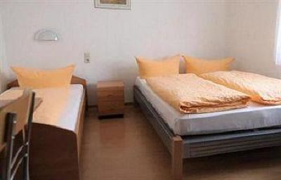 фото отеля Advance Hotel zum Hahn