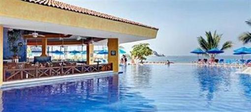 фото отеля Barcelo Ixtapa Beach