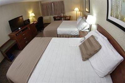 фото отеля Royal Oak Inn & Suites Brandon City