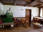 фото отеля Romedihof Backpacker Hostel