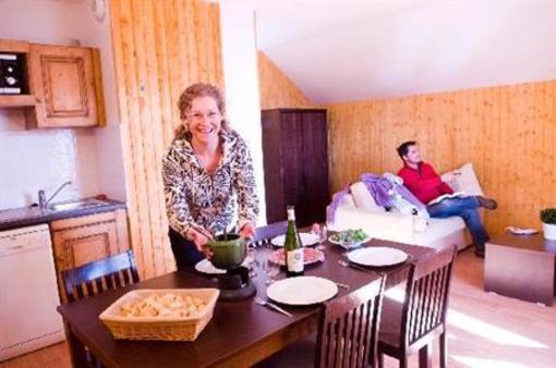 фото отеля Les Chalets des Ecourts Saint-Jean-d'Arves