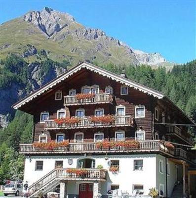 фото отеля Landhaus Taurer