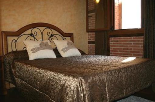 фото отеля Hostal Segovia