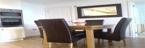 фото отеля Sea Breeze Apartment St Austell