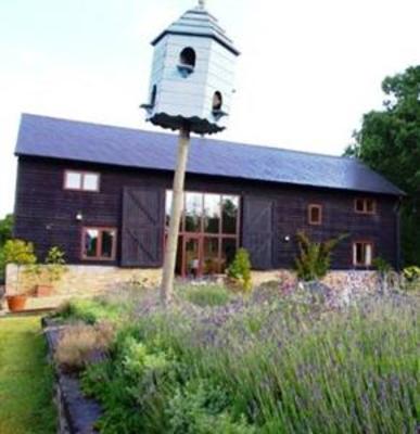 фото отеля Anstey Grove Barn Bed and Breakfast Buntingford