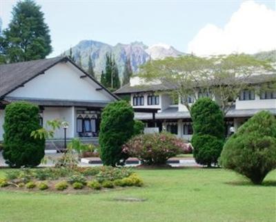 фото отеля Sibayak Internasional Hotel