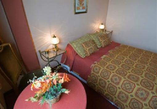 фото отеля Residencia Linares