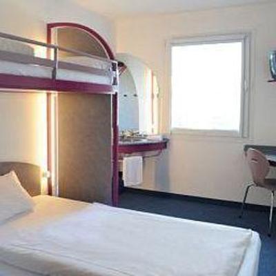 фото отеля Ibis Budget Dessau Ost