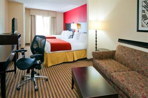 фото отеля Holiday Inn Express Atmore