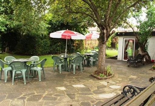 фото отеля The Thatched House Hotel Sutton London