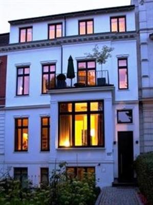 фото отеля Von Deska Townhouses The White House Hamburg
