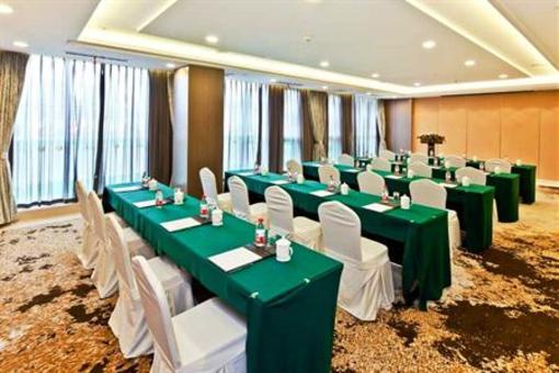 фото отеля White Horse Lake Jianguo Hotel