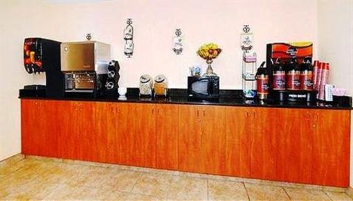 фото отеля Comfort Inn and SuitesTualatin
