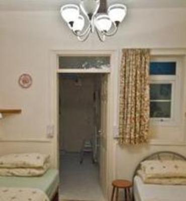 фото отеля Oakwood Bed and Breakfast Heathrow