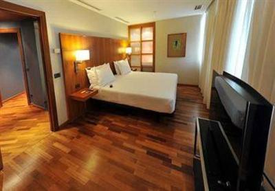 фото отеля AC Hotel Malaga Palacio by Marriott