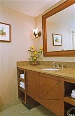 фото отеля Doubletree Beach Resort Tampa Bay / North Redington Beach