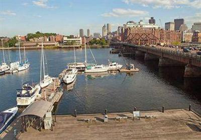 фото отеля Marriott Residence Inn Boston Harbor on Tudor Wharf