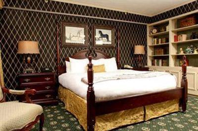 фото отеля The Brown Hotel